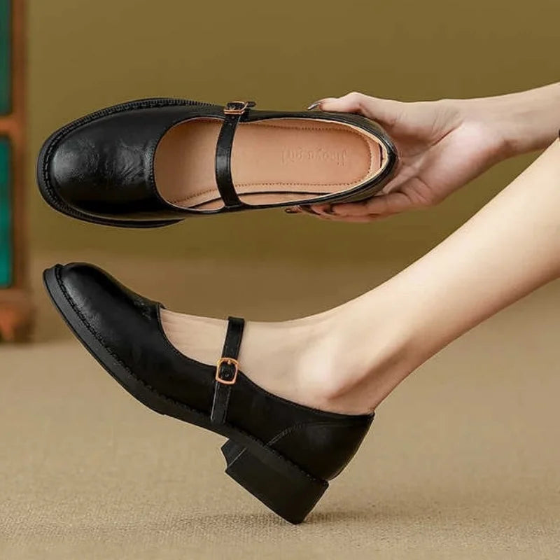 Clara | Classic Comfort Mary Janes Made of Leather