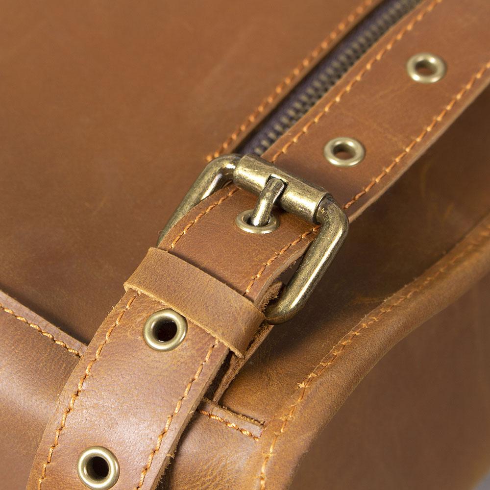 Leather Backpack | CLEVELAND