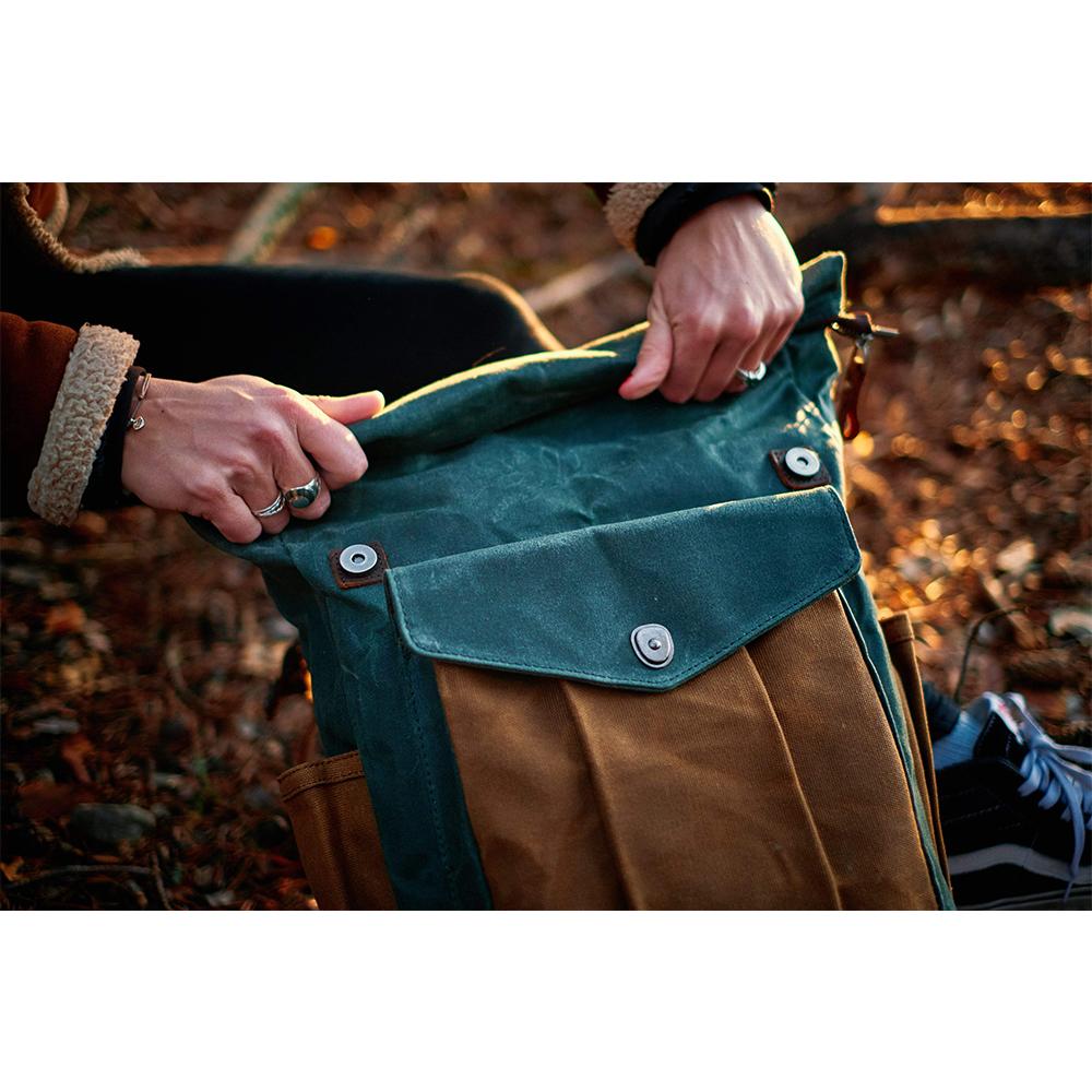 Waxed Canvas Roll Top Backpack | SHERBROOKE